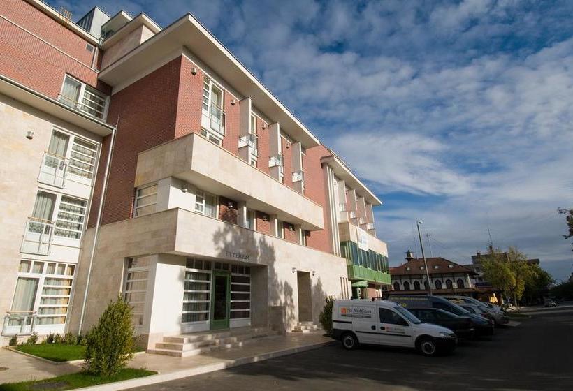 Отель Szent János