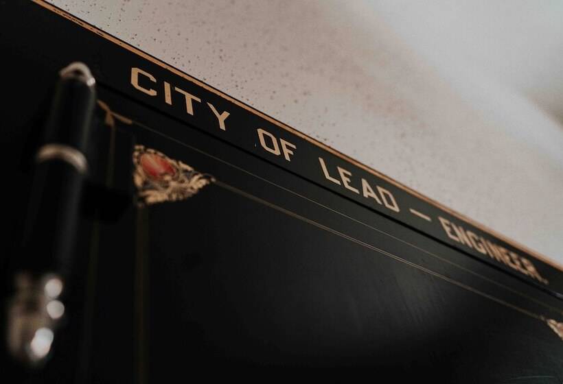 בית מלון כפרי Town Hall Inn