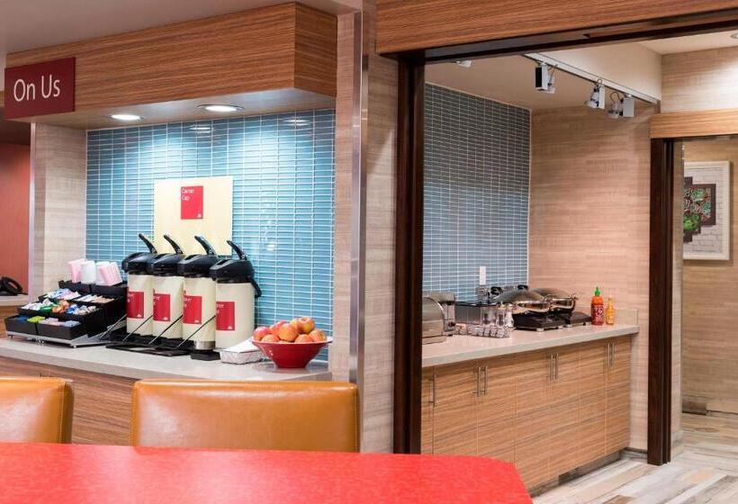 בית מלון כפרי Towneplace Suites By Marriott Ontario Mansfield