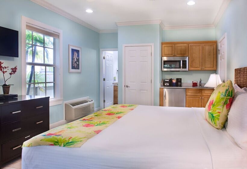 ホテル Travelers Palm