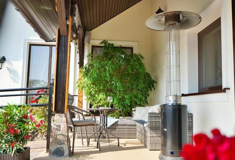 ホテル U Sarnowskich