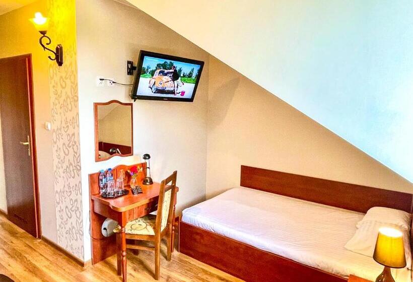 ホテル U Sarnowskich