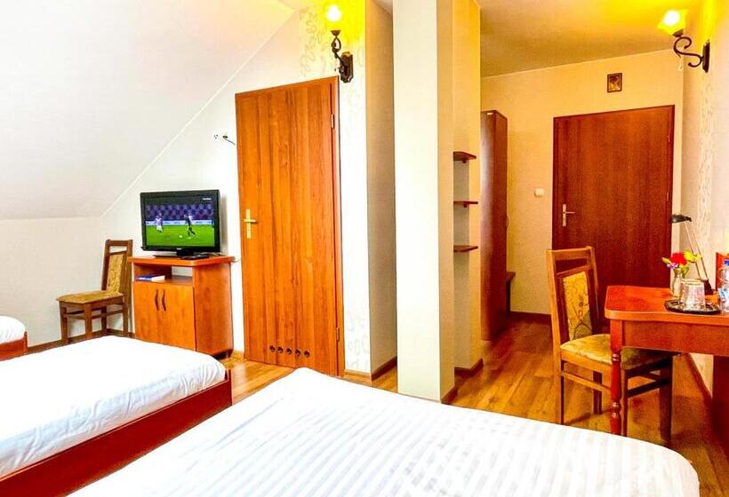 ホテル U Sarnowskich