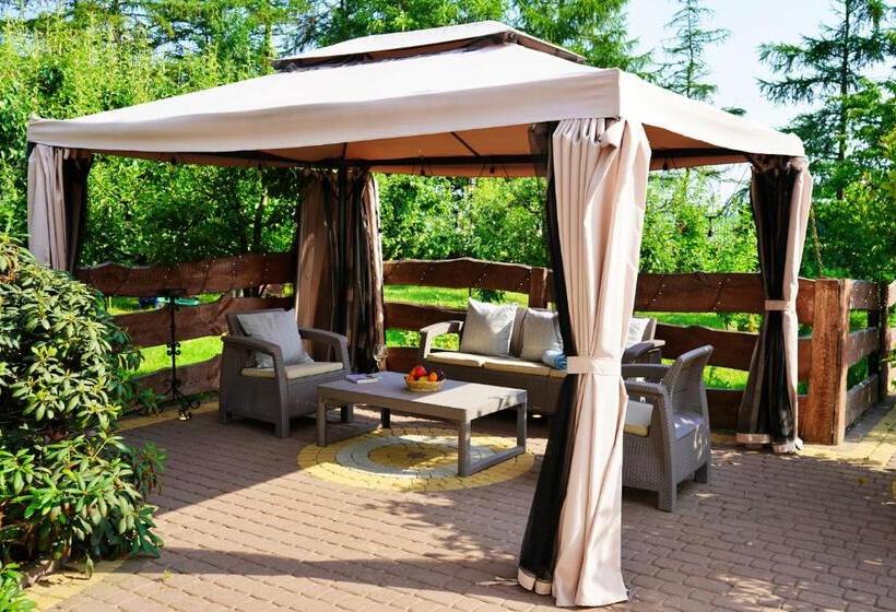 ホテル U Sarnowskich