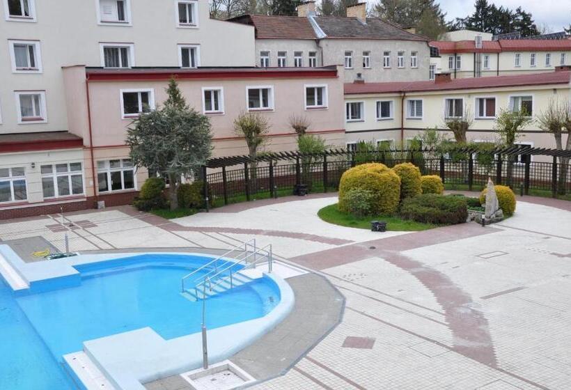 בית מלון כפרי Uzdrowisko Polczyn Willa