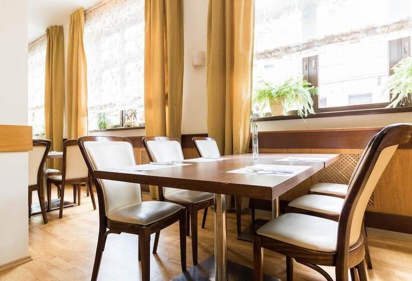 בית מלון כפרי Vabank