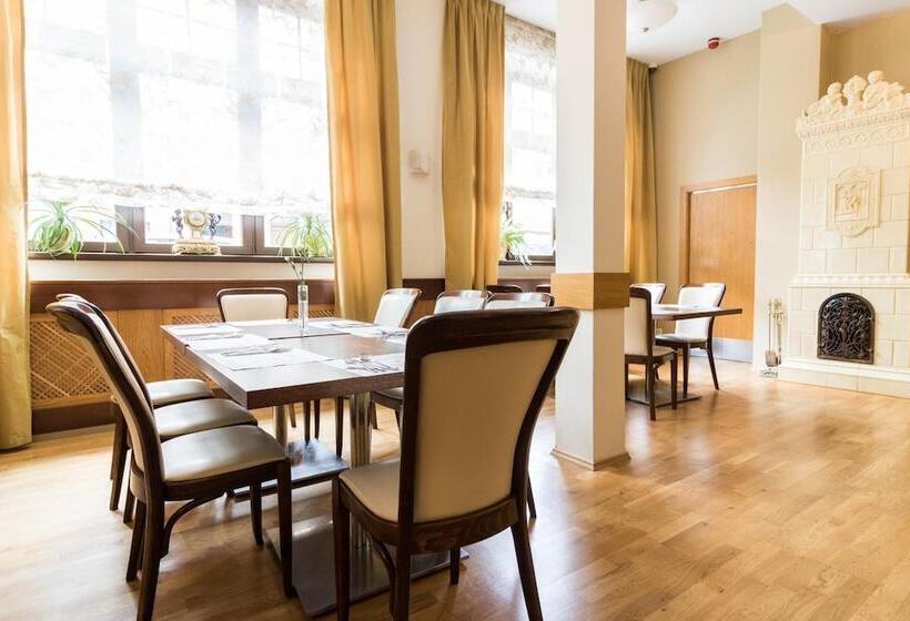 בית מלון כפרי Vabank