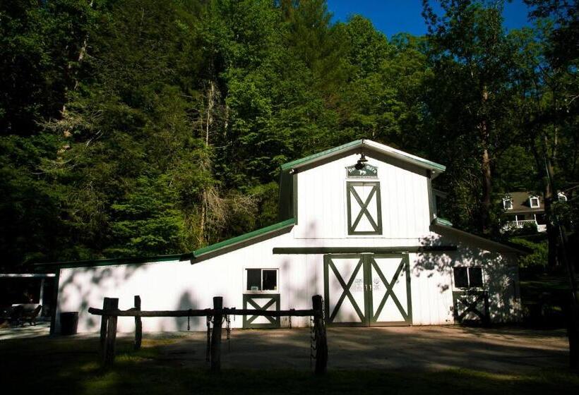 فندق Valle Crucis Farm