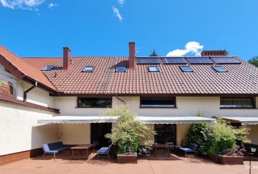 בית מלון כפרי Vertigo Narie