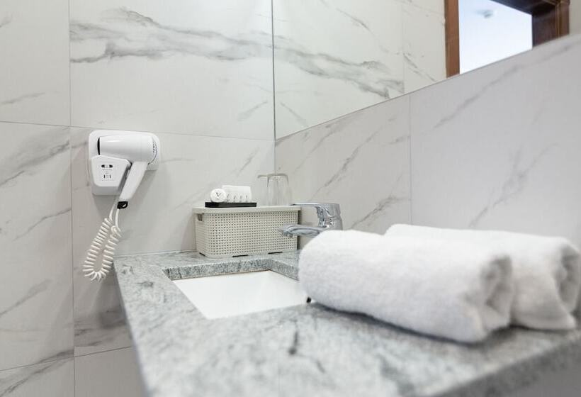 בית מלון כפרי Victoria