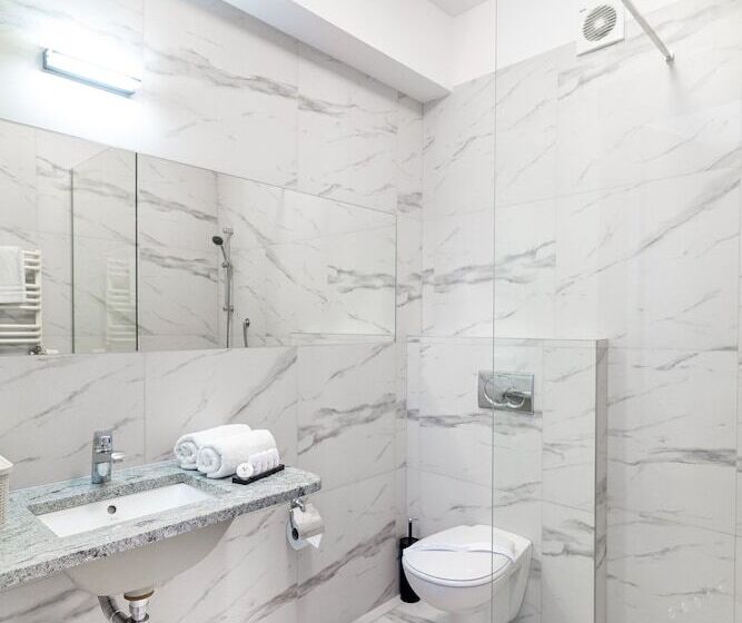 בית מלון כפרי Victoria