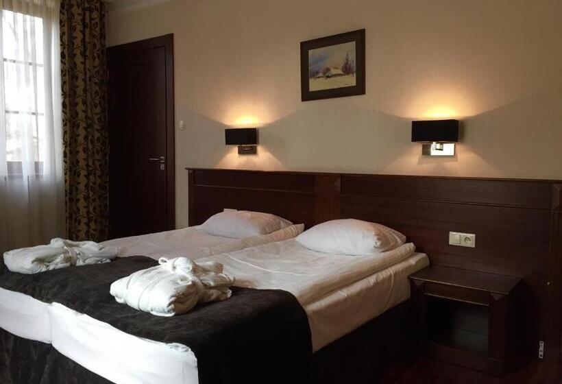 هتل Villa Aurelia