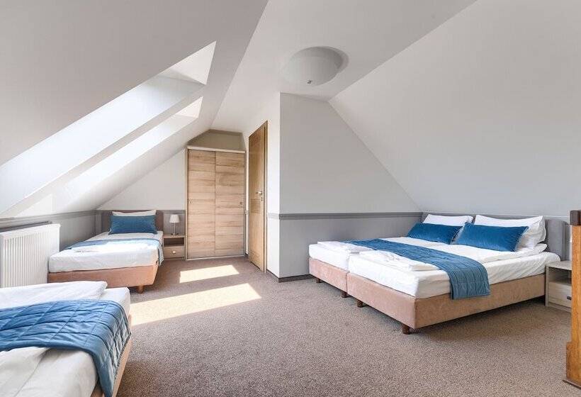 ホテル Villa Madre Golf & Family