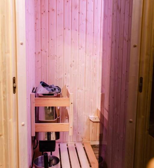 هتل Villa Magnat Spa, Jacuzzi, Sauna, Tężnia Solankowa