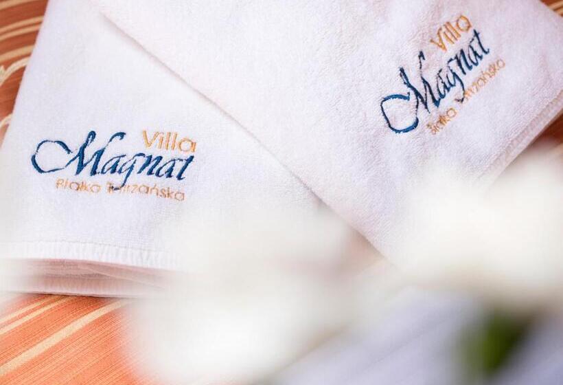 هتل Villa Magnat Spa, Jacuzzi, Sauna, Tężnia Solankowa