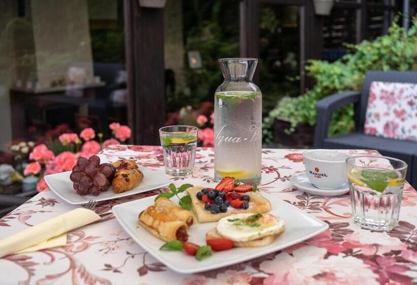 בית מלון כפרי Villa Neve