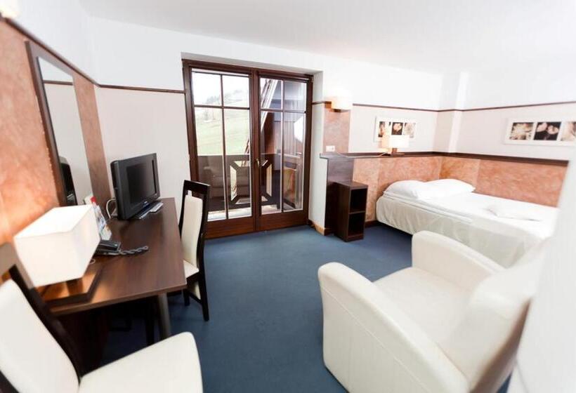 בית מלון כפרי Vital&spa Resort Szarotka