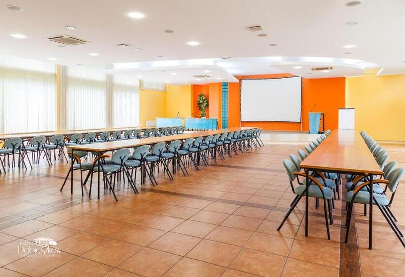 هتل W Dobieszkowie