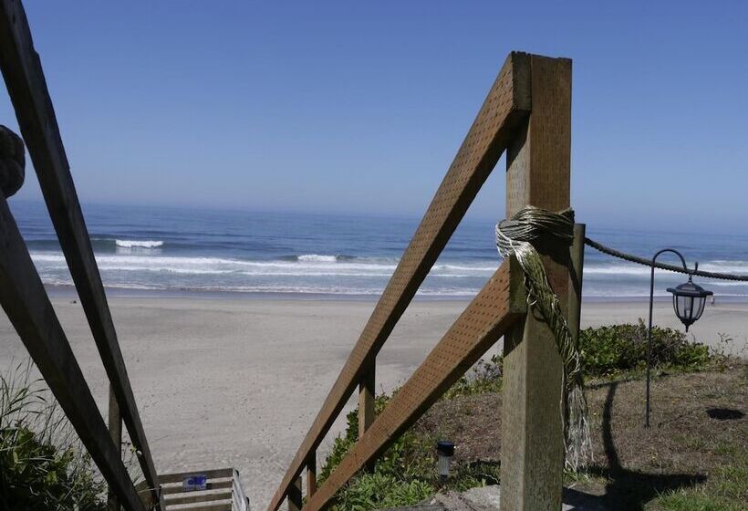 هتل West Beach Suites