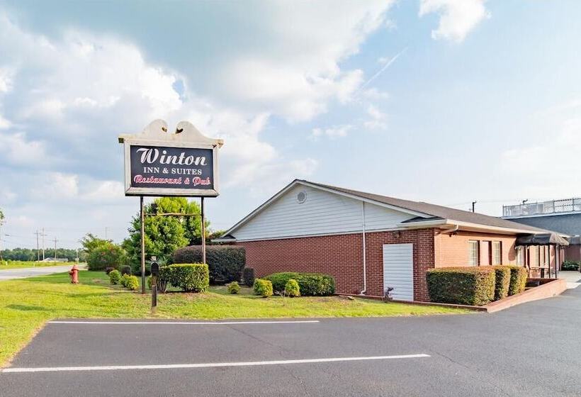 ホテル Winton Inn & Suites