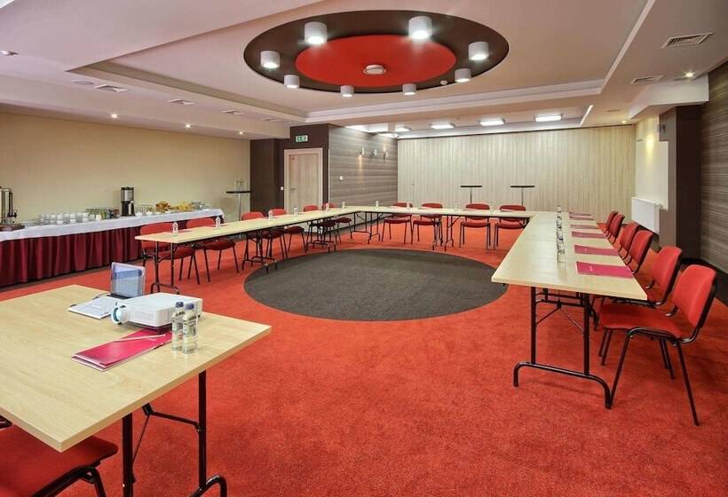 בית מלון כפרי Zacisze