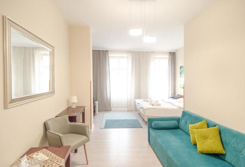 ホテル Villa Castello