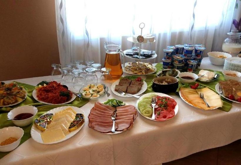 בית מלון כפרי Zajazd Groblanka