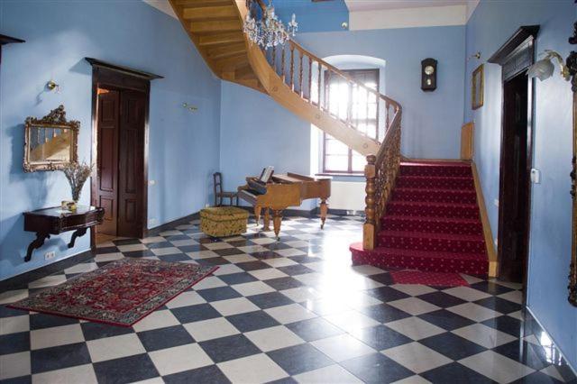 בית מלון כפרי Zamek Dobra