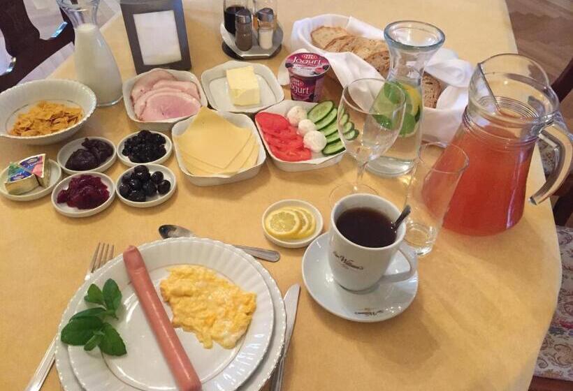 בית מלון כפרי Zamek Dobra