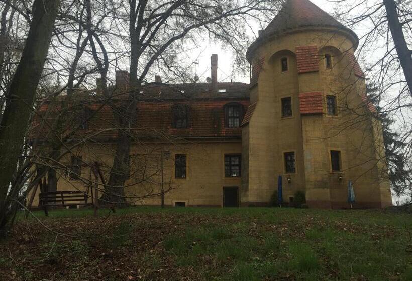 בית מלון כפרי Zamek Dobra