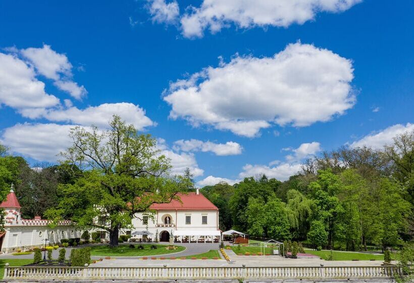 ホテル Zamek Dubiecko