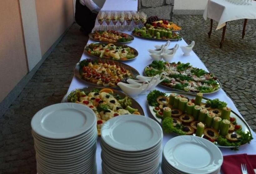 בית מלון כפרי Zamek Gostynin