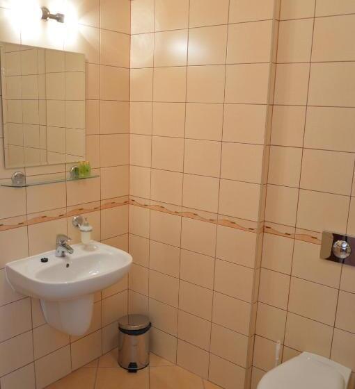 בית מלון כפרי Zamek Gostynin