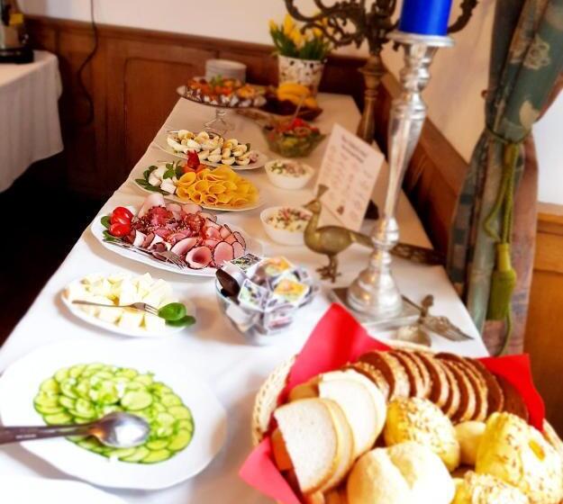 هتل Zamek Joannitów