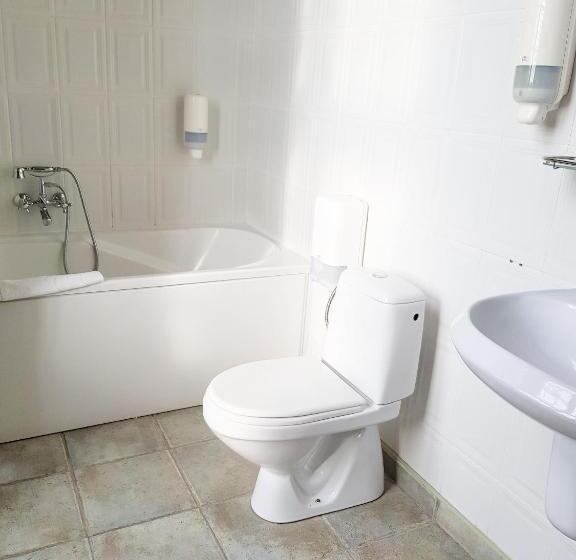 هتل Zamek Joannitów