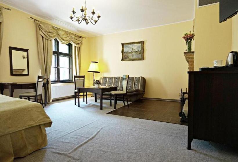 בית מלון כפרי Zamek Królewski We Wschowie