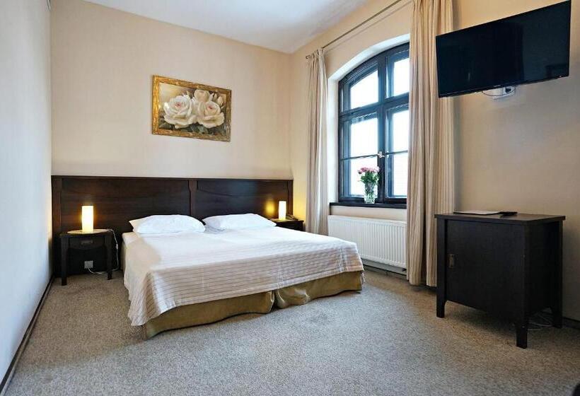 בית מלון כפרי Zamek Królewski We Wschowie