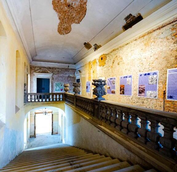 בית מלון כפרי Zamek Międzylesie