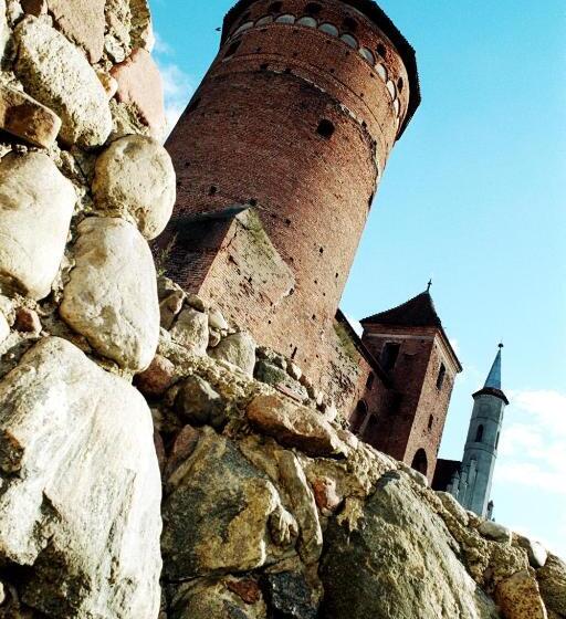 בית מלון כפרי Zamek Reszel