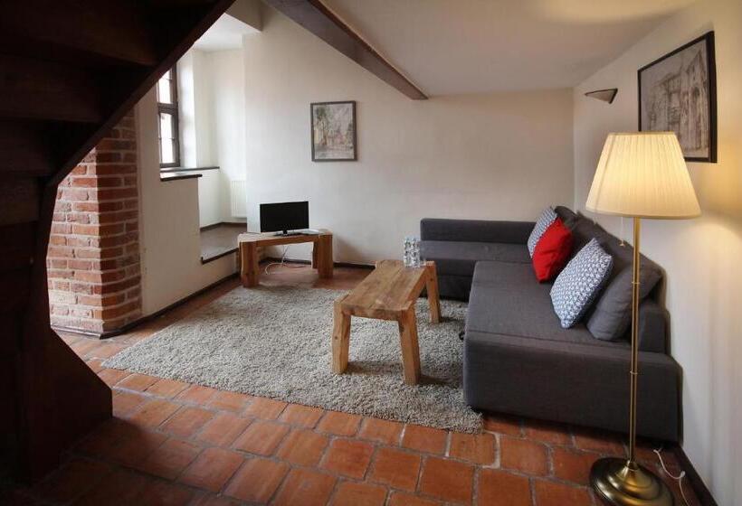 בית מלון כפרי Zamek Reszel