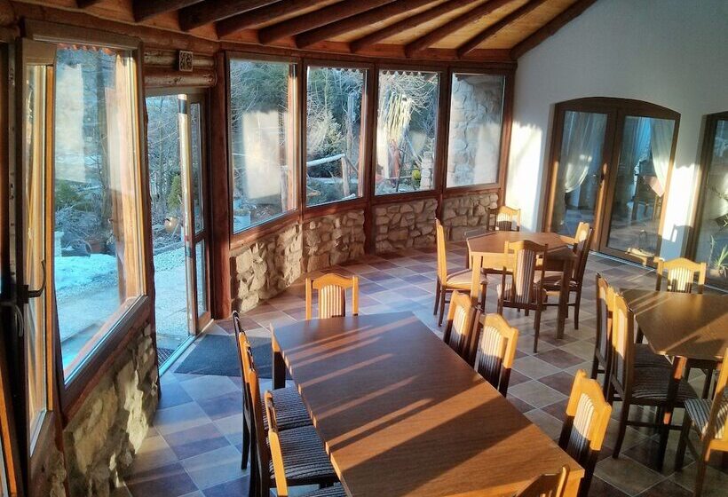 בית מלון כפרי Zbójna Debra