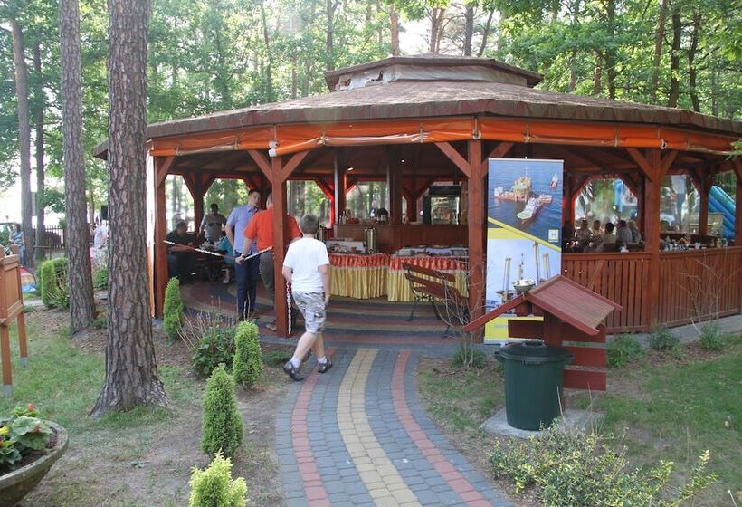 ホテル Zielony & Ow Borowik & Pensjonat Manhattan   Centrum Rekreacji I Wypoczynku Gastrotur