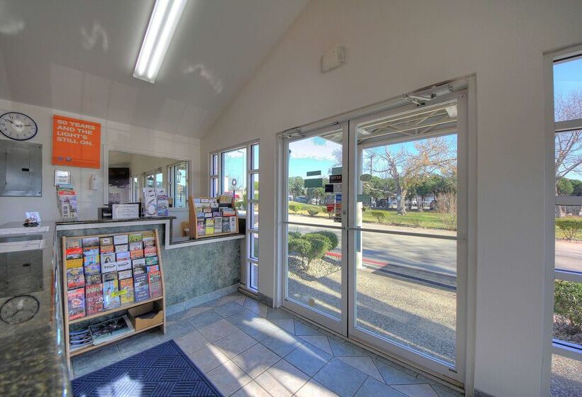 Motel 6kerrville, Tx