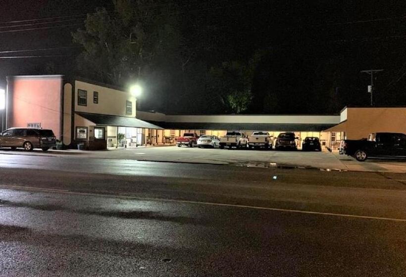 Relax Inn Motel Kountze