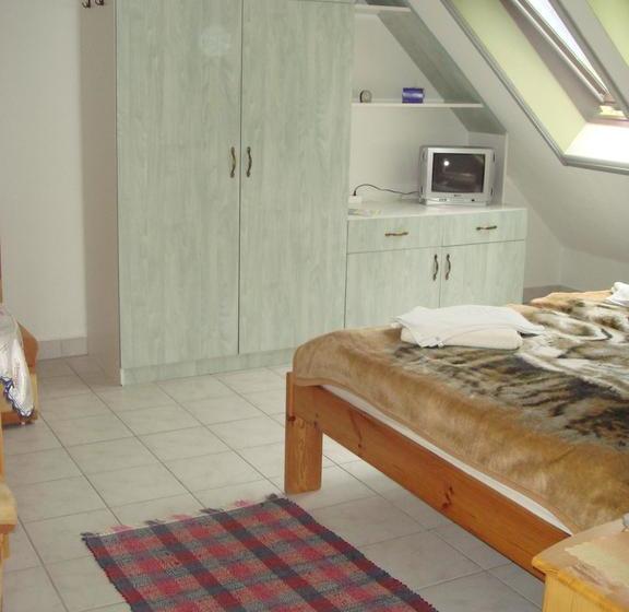 Róza Hotel és Apartmanház