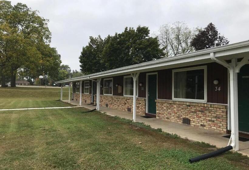 Spinning Wheel Motel