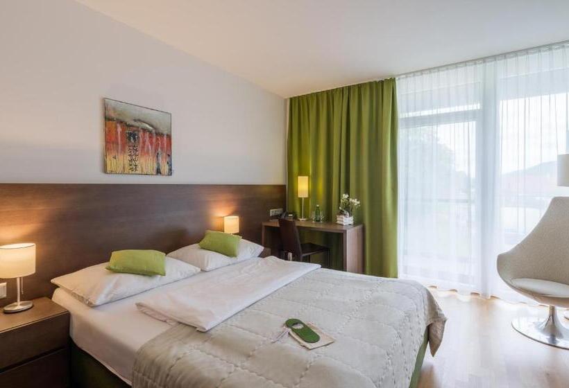 Wesenufer Hotel & Seminarkultur An Der Donau