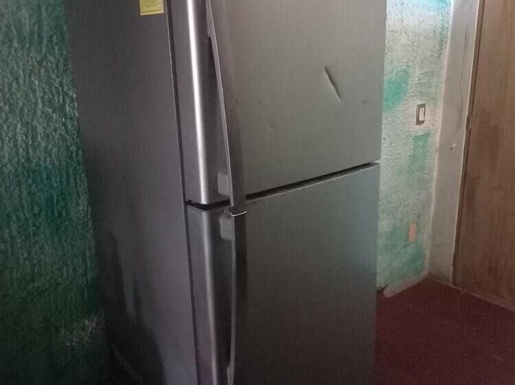 הוסטל Hostal Bravo Vallarta