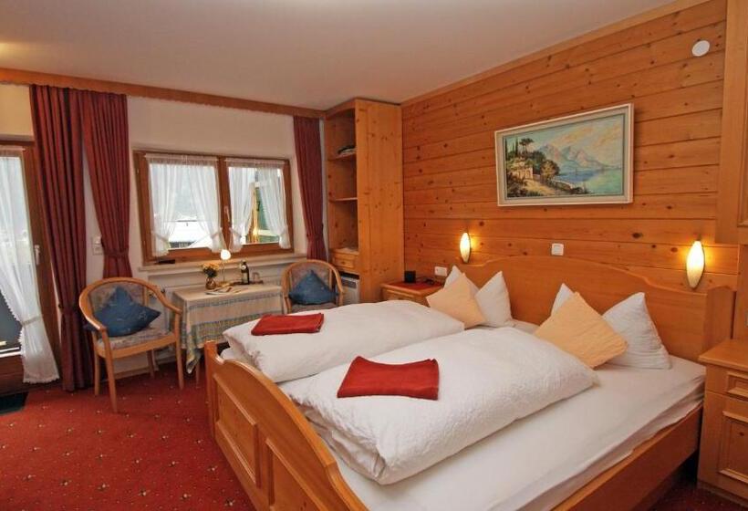 Alpenpanoramahotel Kohlhiasl Höh