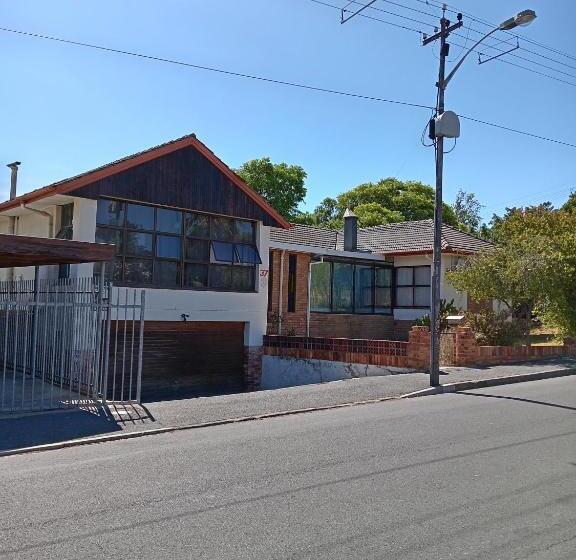 ベッドアンドブレックファースト Beyond New House